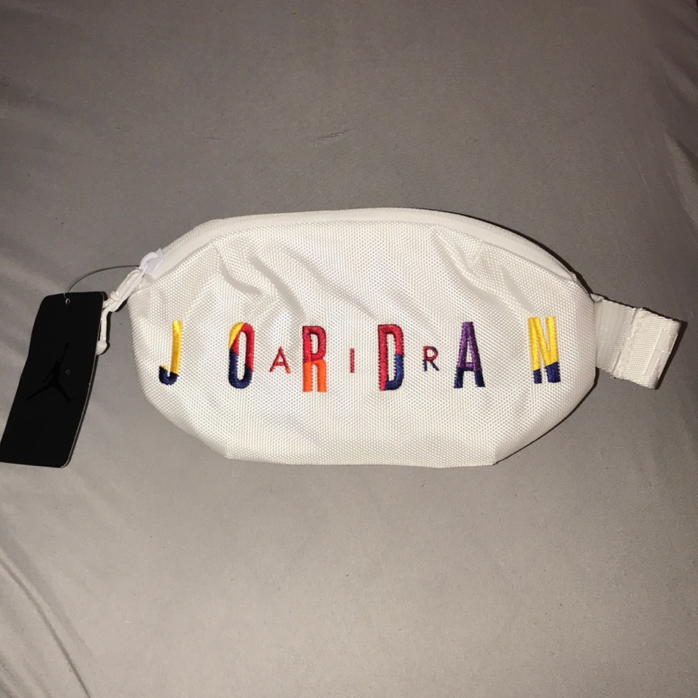 Nike Air Jordan Men’s Waist Bag🆕